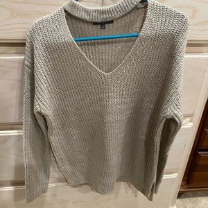 Women’s sweater.
